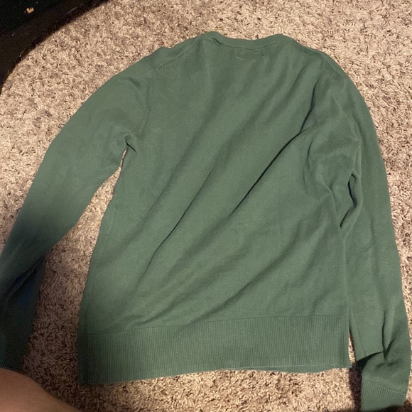Old Navy Sweater. Green. Good Condition - Picture 2 of 2